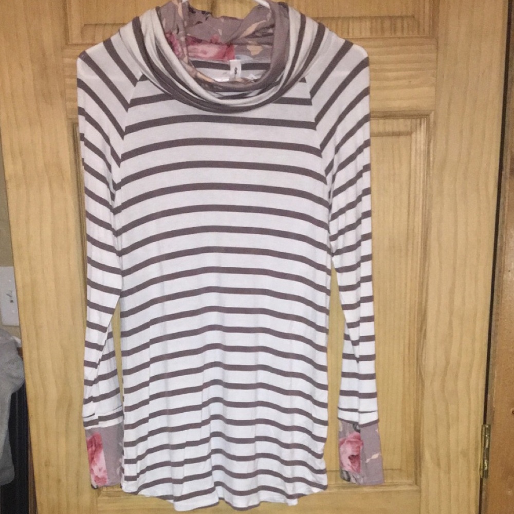 NWT cowl neck long sleeve